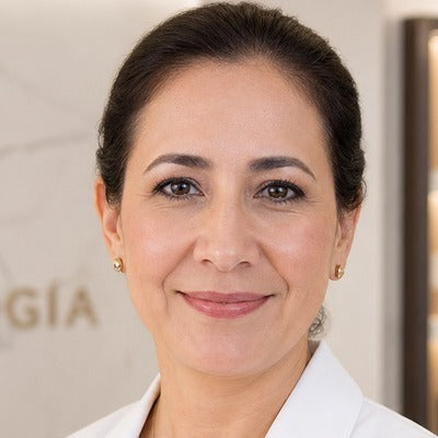 Dra. Elena M.