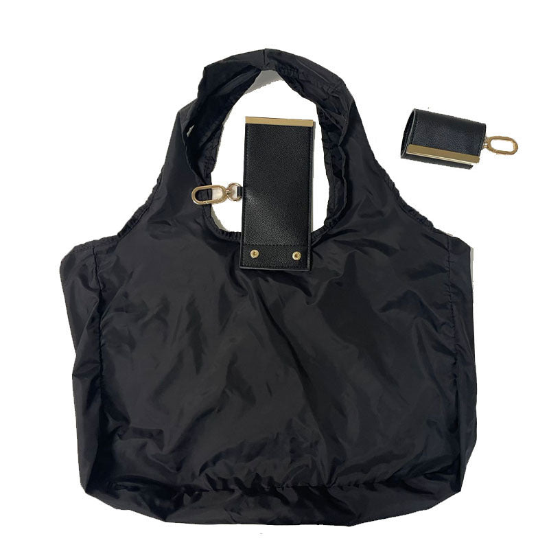 Tote bag desplegado y plegado en su monedero